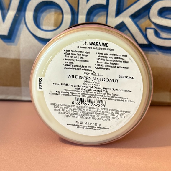 NEW!! BBW CANDLE WILDBERRY JAM DONUT - Picture 3 of 3